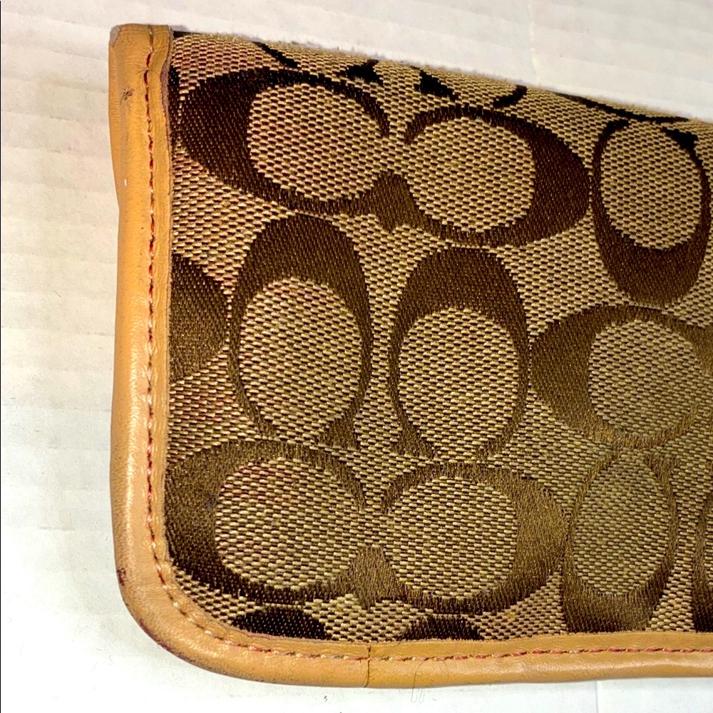 Vintage Coach Park Signature Canvas Wallet, AS IS - Picture 9 of 16